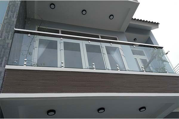 Mẫu lan can kính cường lực đẹp tại Hải Phòng