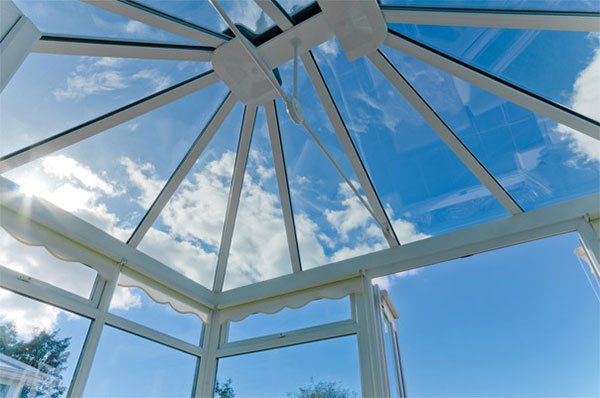 Mẫu mái kính cường lực khung nhôm