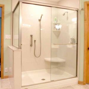Có rất nhiều kiểu phòng tắm kính hiện nay