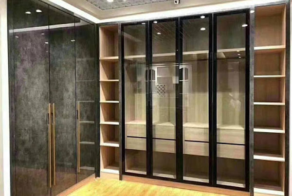 làm cánh tủ kính tại hải phòng