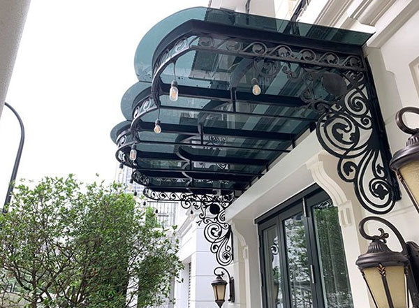 Ưu nhược điểm của mái kính sắt nghệ thuật 