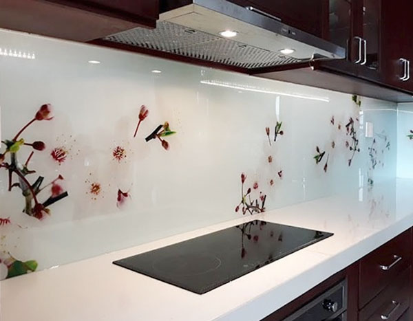 Đặc điểm nổi bật của kính ốp bếp 3d đẹp