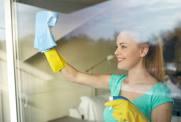 mẹo vệ sinh làm sạch cửa tự động