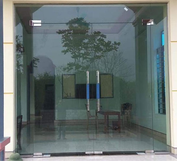 cửa kính cường lực tại đông triều