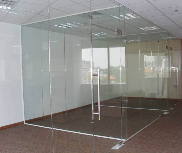 cửa kính cường lực tại tiền hải thái bình