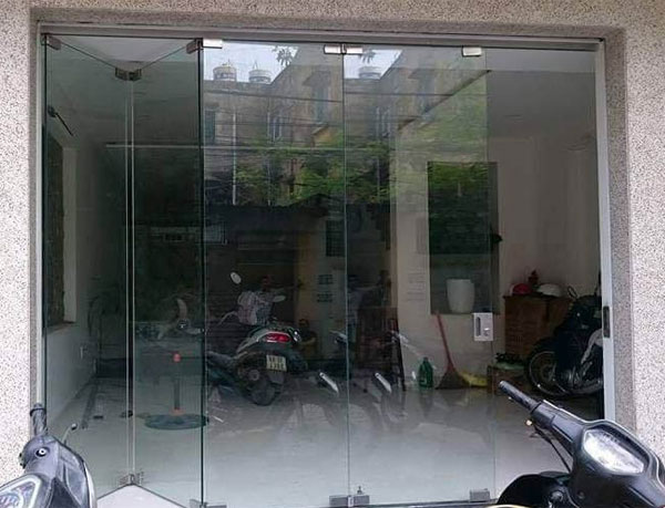 cửa kính cường lực tại uông bí