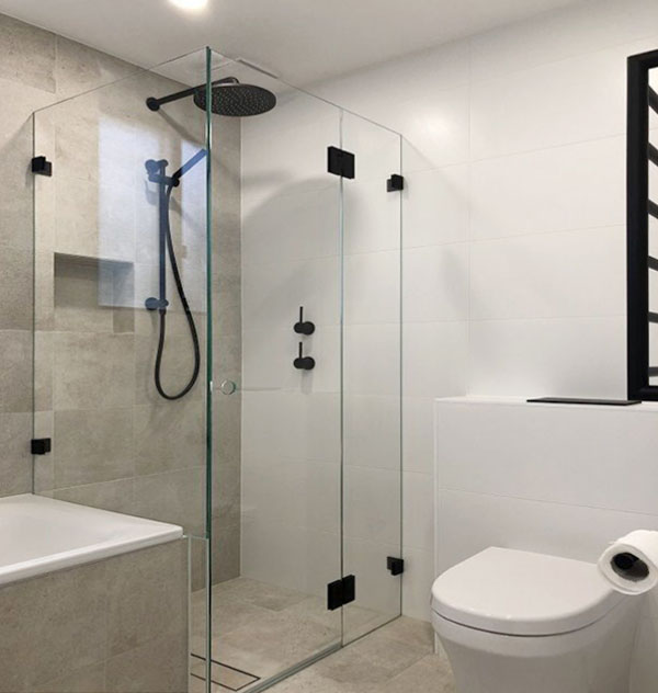 Lưu ý khi sử dụng cabin phòng tắm kính bền đẹp